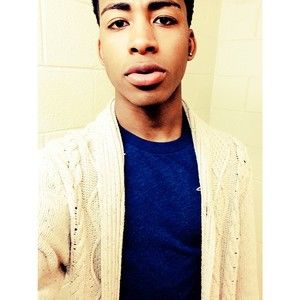 Meet your Posher, Victor